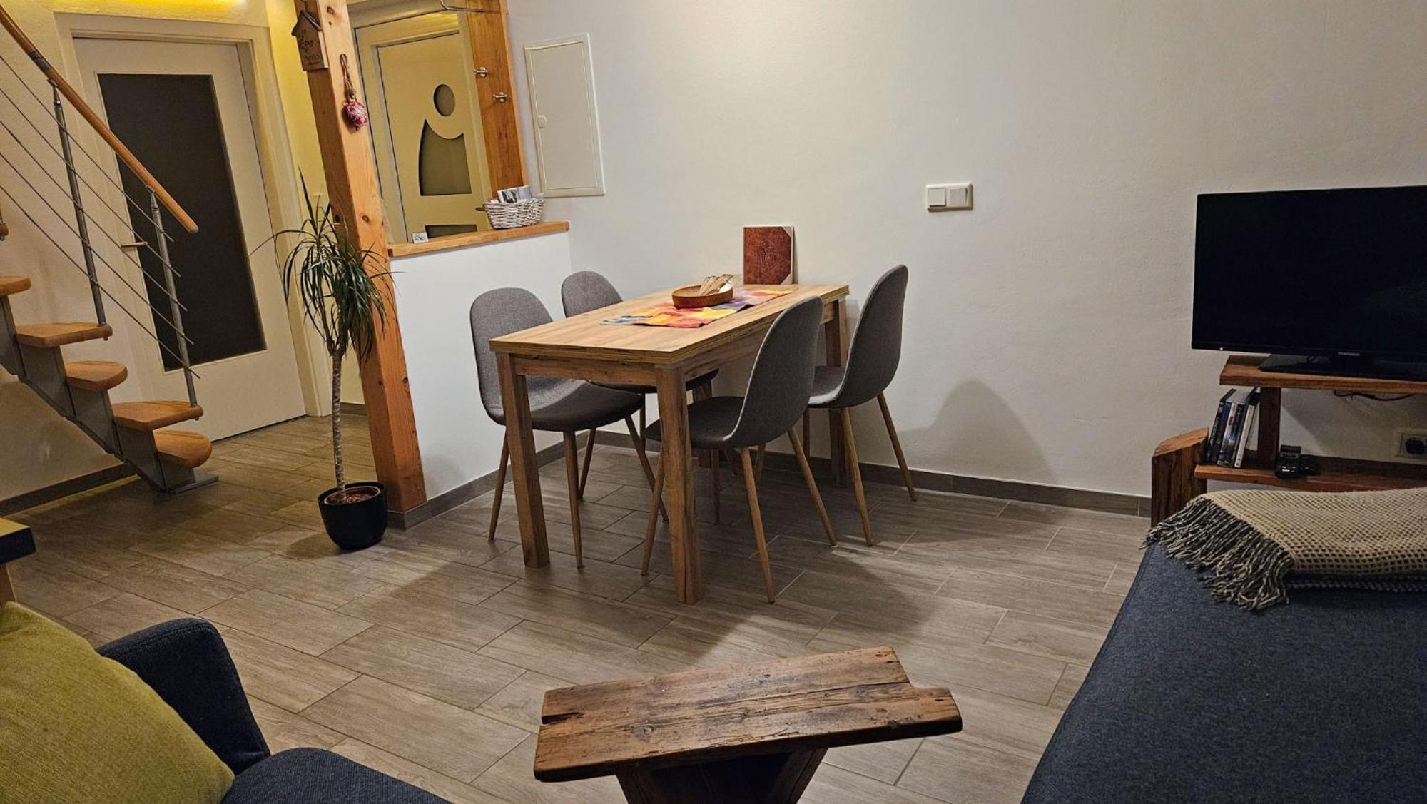 Apartment Balkenkunst *
